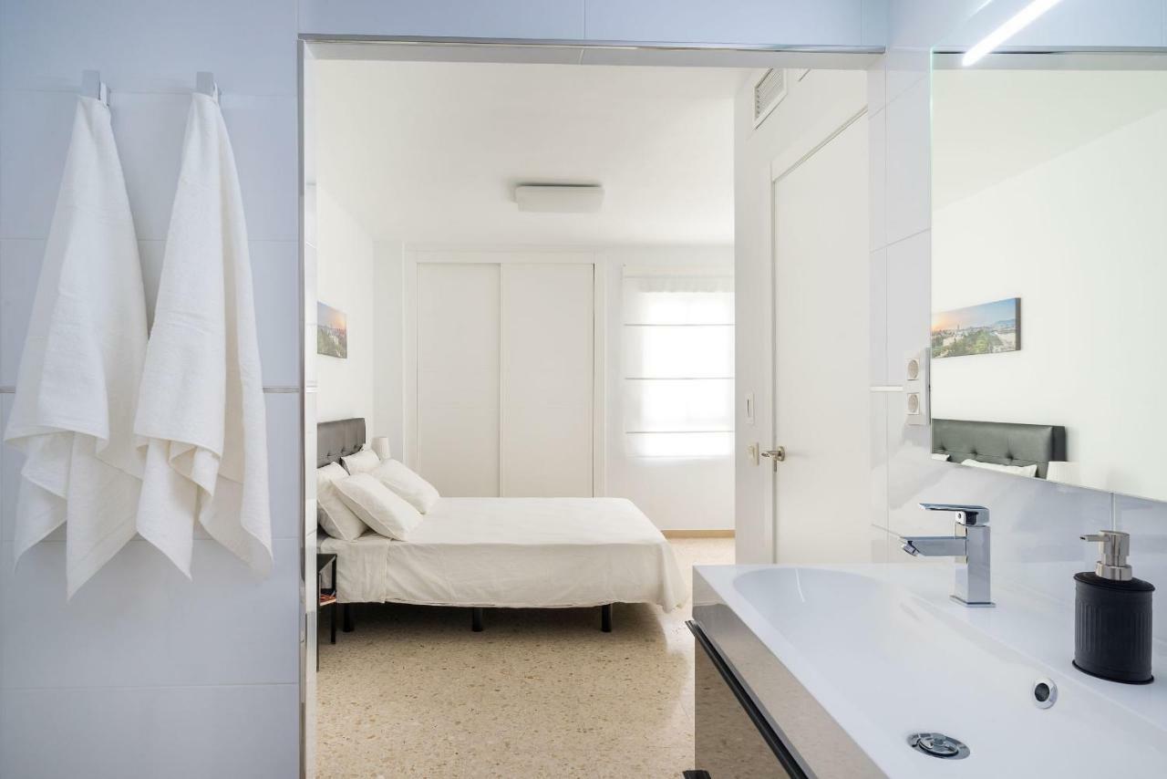 Arcos Beach Infostays - Free Parking Μάλαγα Εξωτερικό φωτογραφία